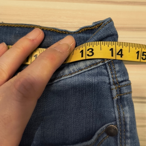 Judy Blue Size 9/29 Skinny Jeans Patched Ripped Holes Stretch Raw Hem JB8240MD - Picture 7 of 9